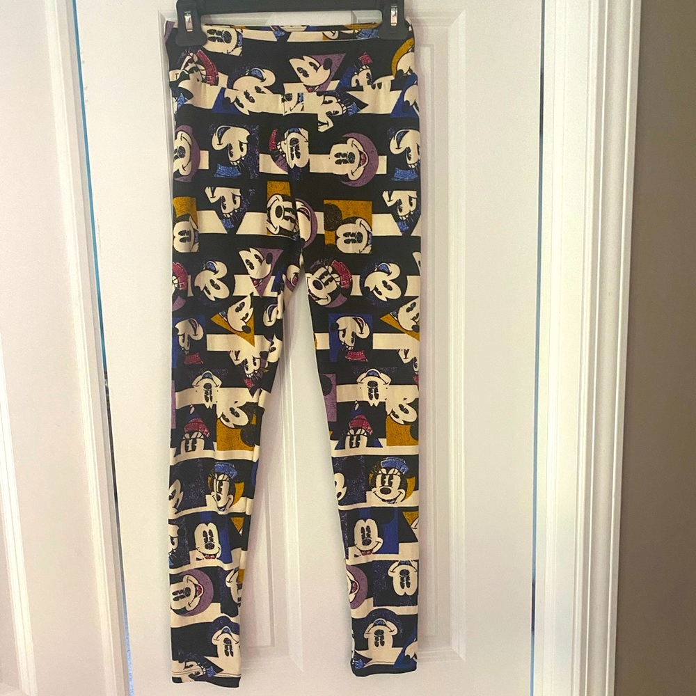 Brand New Disney Mickey Mouse LuLaRoe Leggings One Size